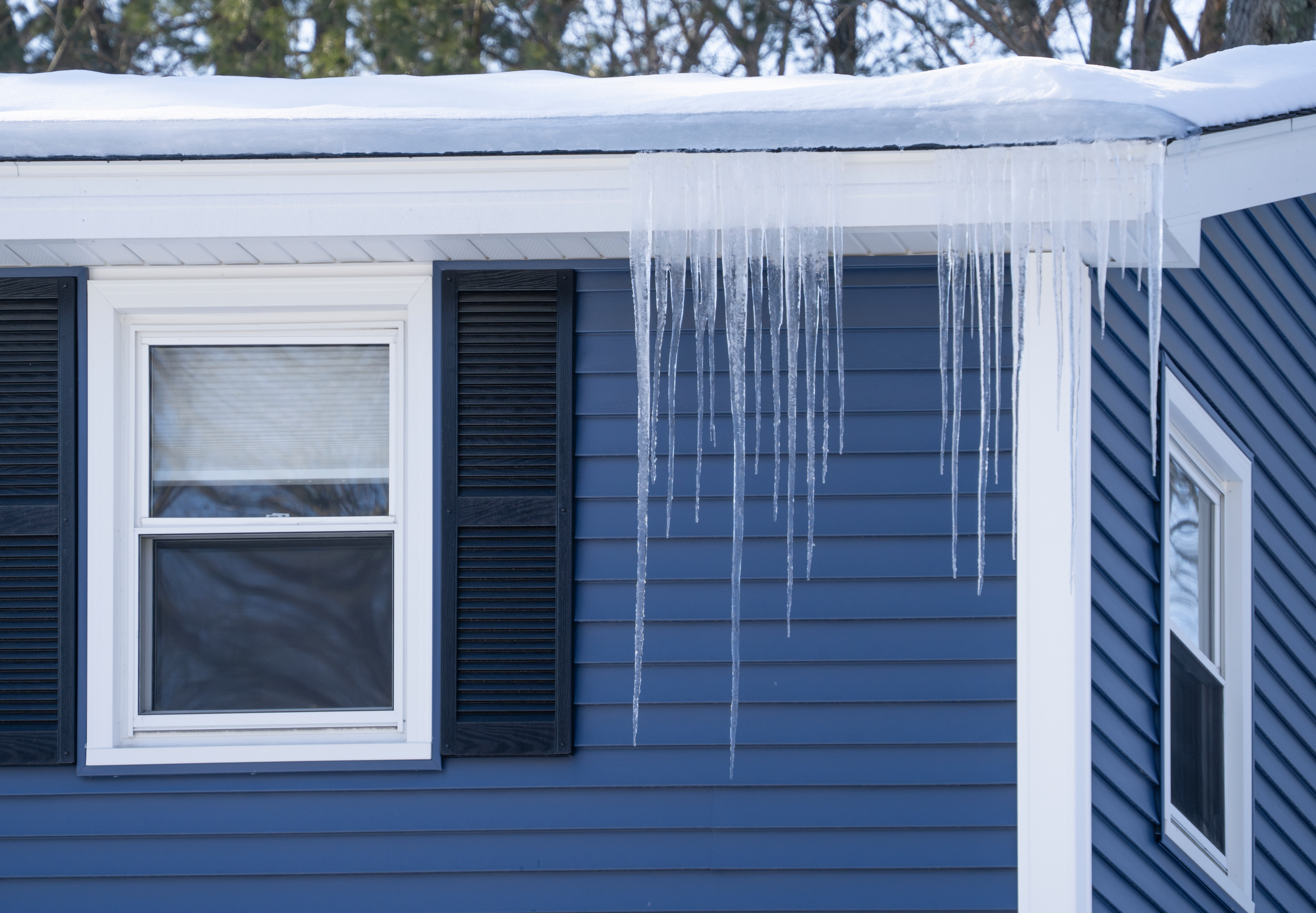 How Commercial Roof Ice Melt System Design Impacts Long-Term Building Performance